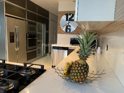 Apartamento de 3 alcobas en venta en Chico Reservado, Bogotá, 266 m² · foto 8 de 20
