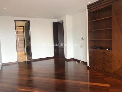 Apartamento de 3 alcobas en venta en La Cabrera, Bogotá, 295 m² · foto 7 de 13