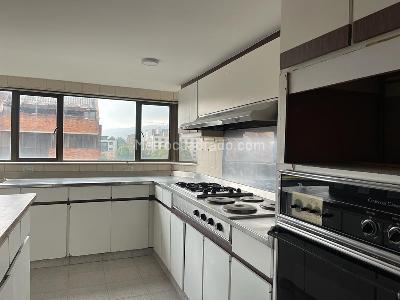 Apartamento de 5 alcobas en venta en La Cabrera, Bogotá, 500 m² · foto 11 de 13
