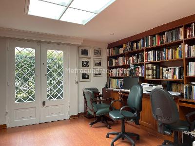 Casa de 5 alcobas en venta en Calleja Alta, Bogotá, 400 m² · foto 11 de 20