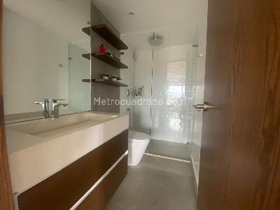 Apartamento de 3 alcobas en venta en La Cabrera, Bogotá, 220 m² · foto 14 de 20