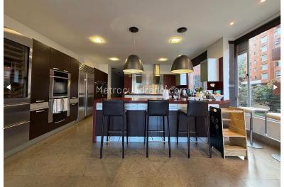 Apartamento de 4 alcobas en venta en Los Rosales, Bogotá, 365 m² · foto 6 de 20