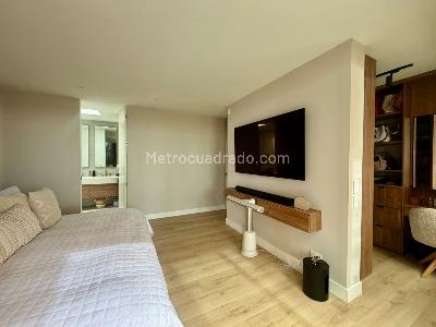 Apartamento de 4 alcobas en venta en Los Rosales, Bogotá, 365 m² · foto 19 de 20