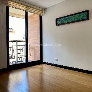 Apartamento de 3 alcobas en venta en Chico Virrey, Bogotá, 171 m² · foto 10 de 13