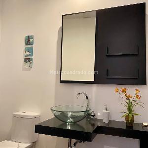 Apartamento de 3 alcobas en venta en Chico Virrey, Bogotá, 171 m² · foto 12 de 13