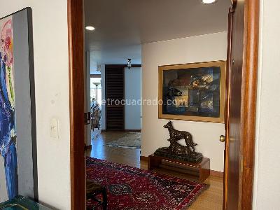 Apartamento en venta en Los Rosales, Bogotá · foto 4 de 20