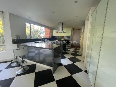 Apartamento de 4 alcobas en venta en Altos Del Retiro, Bogotá, 410 m² · foto 12 de 20