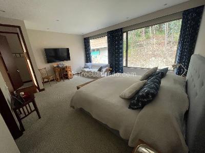Apartamento de 2 alcobas en venta en Los Rosales, Bogotá, 145 m² · foto 11 de 19