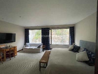 Apartamento de 2 alcobas en venta en Los Rosales, Bogotá, 145 m² · foto 12 de 19
