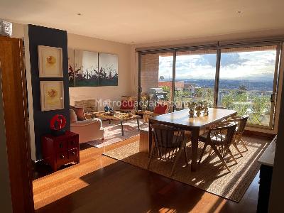 Apartamento de 2 alcobas en venta en Los Rosales, Bogotá, 145 m² · foto 6 de 19