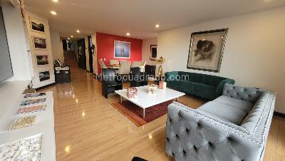 Apartamento de 3 alcobas en venta en Los Rosales, Bogotá, 152 m² · foto 3 de 15