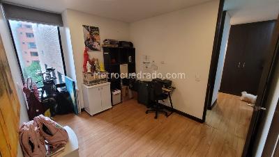 Apartamento de 3 alcobas en venta en Los Rosales, Bogotá, 152 m² · foto 5 de 15