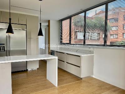 Apartamento de 3 alcobas en venta en La Cabrera, Bogotá, 229 m² · foto 11 de 20