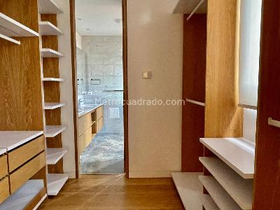 Apartamento de 3 alcobas en venta en La Cabrera, Bogotá, 229 m² · foto 13 de 20