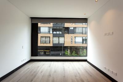 Apartamento de 3 alcobas en venta en El Virrey, Bogotá, 165 m² · foto 3 de 18
