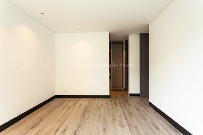 Apartamento de 3 alcobas en venta en El Virrey, Bogotá, 165 m² · foto 6 de 18