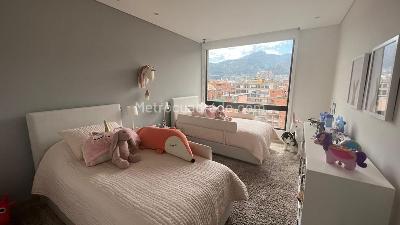 Apartamento de 3 alcobas en venta en El Virrey, Bogotá, 258 m² · foto 9 de 20