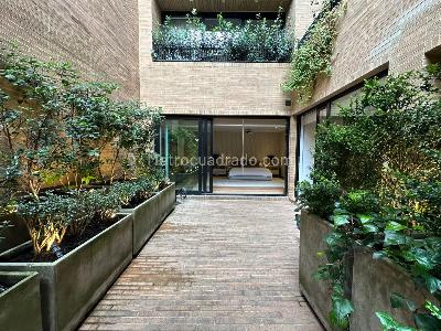 Apartamento de 3 alcobas en venta en Chico Seminario, Bogotá, 327 m² · foto 17 de 20