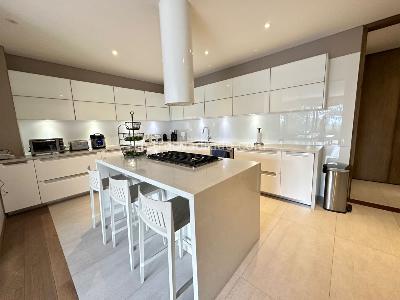 Apartamento de 3 alcobas en venta en Chico Seminario, Bogotá, 327 m² · foto 2 de 20