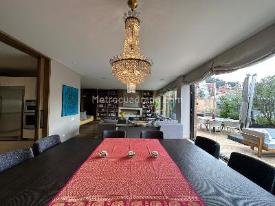 Apartamento de 3 alcobas en venta en Chico Seminario, Bogotá, 327 m² · foto 3 de 20
