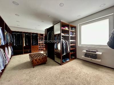 Apartamento de 3 alcobas en venta en Altos Del Retiro, Bogotá, 383 m² · foto 13 de 14