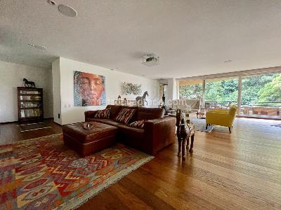 Apartamento de 3 alcobas en venta en Altos Del Retiro, Bogotá, 383 m² · foto 3 de 14