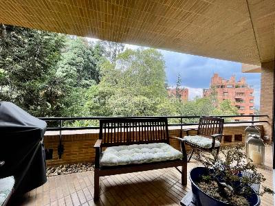 Apartamento de 3 alcobas en venta en Altos Del Retiro, Bogotá, 383 m² · foto 5 de 14