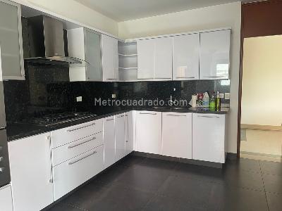 Apartamento en venta en Virrey, Bogotá · foto 8 de 15