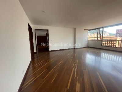 Apartamento en venta en Los Rosales, Bogotá · foto 3 de 15
