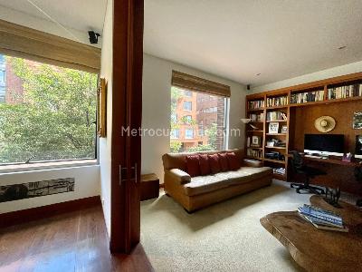 Apartamento de 4 alcobas en venta en Chico Museo, Bogotá, 330 m² · foto 8 de 20