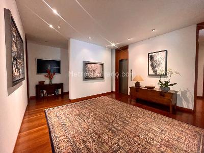 Apartamento de 4 alcobas en venta en Chico Museo, Bogotá, 330 m² · foto 9 de 20