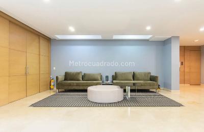 Apartamento de 2 alcobas en venta en Altos Del Retiro, Bogotá, 124 m² · foto 18 de 20