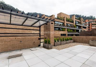 Apartamento de 2 alcobas en venta en Altos Del Retiro, Bogotá, 124 m² · foto 19 de 20