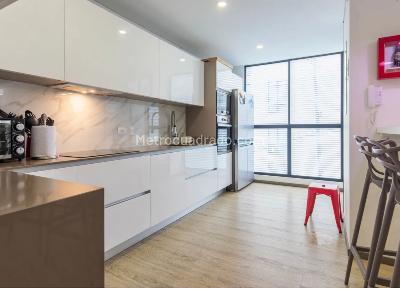 Apartamento de 2 alcobas en venta en Altos Del Retiro, Bogotá, 124 m² · foto 5 de 20