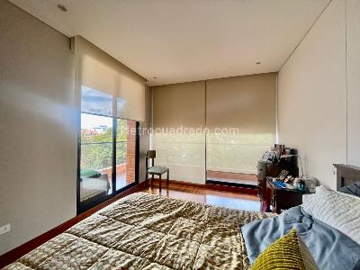 Apartamento de 3 alcobas en venta en Chico Navarra, Bogotá, 191 m² · foto 14 de 20