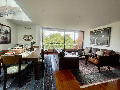 Apartamento de 3 alcobas en venta en Chico Navarra, Bogotá, 191 m² · foto 3 de 20