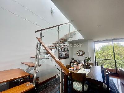 Apartamento de 3 alcobas en venta en Chico Navarra, Bogotá, 191 m² · foto 4 de 20