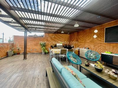 Apartamento de 3 alcobas en venta en Chico Navarra, Bogotá, 191 m² · foto 6 de 20
