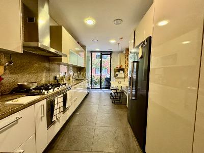 Apartamento de 3 alcobas en venta en El Virrey Norte, Bogotá, 245 m² · foto 8 de 20