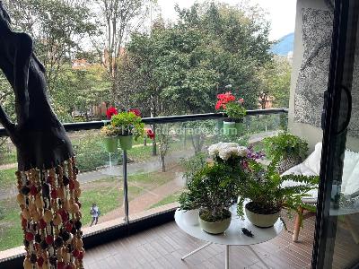 Apartamento de 3 alcobas en venta en Cabrera Virrey, Bogotá, 280 m² · foto 3 de 12