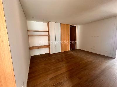 Apartamento de 3 alcobas en venta en La Cabrera, Bogotá, 220 m² · foto 6 de 12