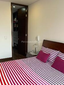 Apartamento de 2 alcobas en venta en Santa Barbara Central, Bogotá, 80 m² · foto 11 de 20