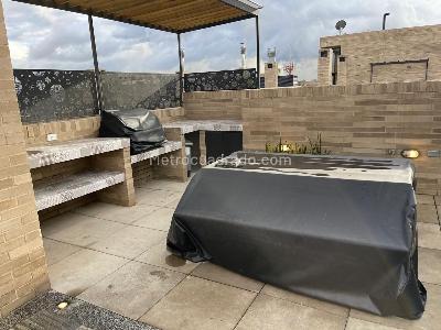 Apartamento de 2 alcobas en venta en Santa Barbara Central, Bogotá, 80 m² · foto 14 de 20