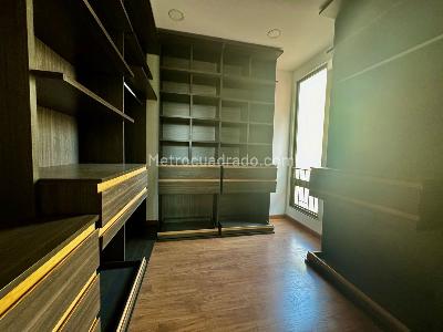 Apartamento en venta en Chico, Bogotá · foto 13 de 16