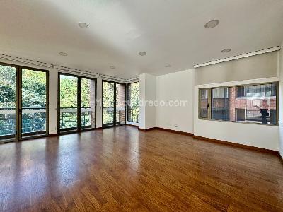 Apartamento en venta en Chico, Bogotá · foto 2 de 16