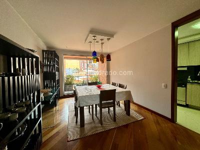 Apartamento de 3 alcobas en venta en Los Rosales, Bogotá, 234 m² · foto 6 de 16