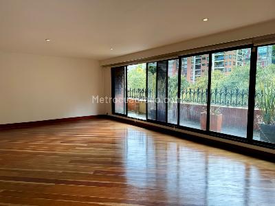 Apartamento en venta en Chico, Bogotá · foto 3 de 20