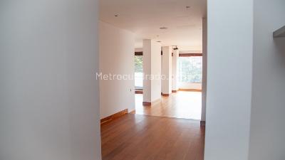 Apartamento de 4 alcobas en venta en Chico, Bogotá, 420 m² · foto 14 de 20