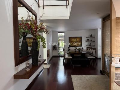 Casa de 3 alcobas en venta en Cerros Torreladera, Bogotá, 268 m² · foto 14 de 15