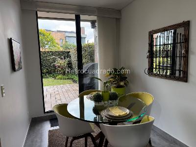 Casa de 3 alcobas en venta en Cerros Torreladera, Bogotá, 268 m² · foto 9 de 15